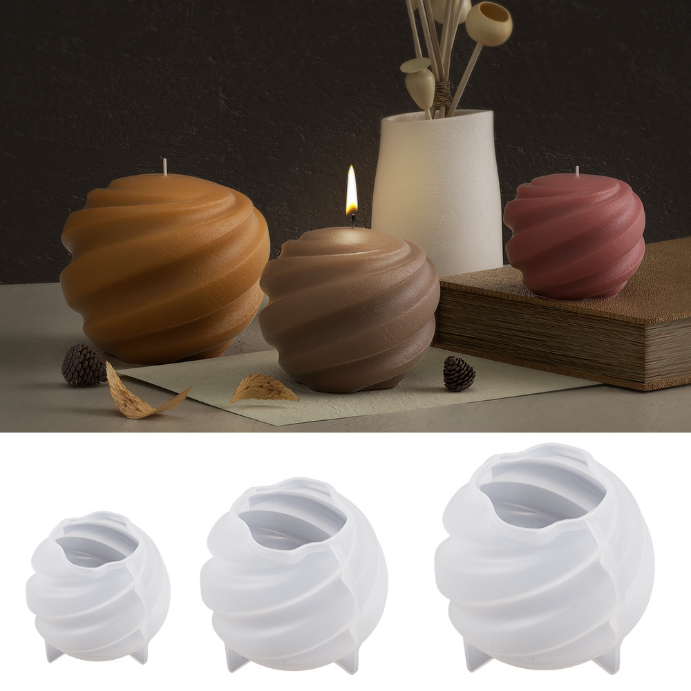 Rotating Planet Silicone Candl - Soap Making Recipes 评论和价格
